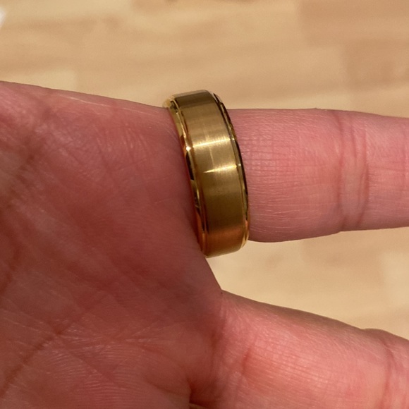 SIZE 12.5 THE CEO YELLOW GOLD PLATED TUNGSTEN WEDDING BAND SIZE 12.5 - Picture 3 of 10